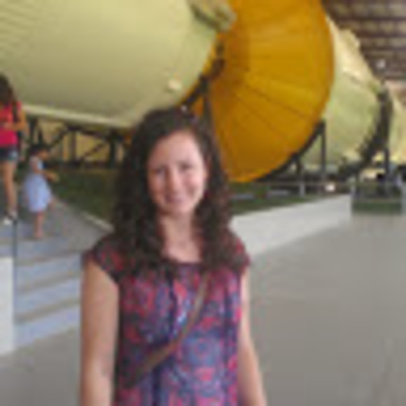 Meet your Posher, Jennifer - Picture 1 of 1